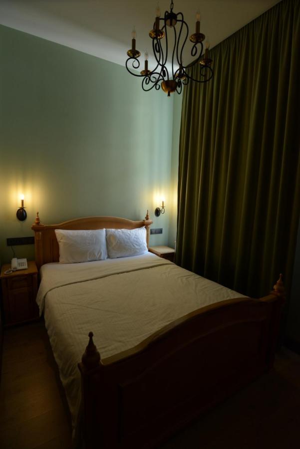Old Avenue Hotel 久姆里 外观 照片